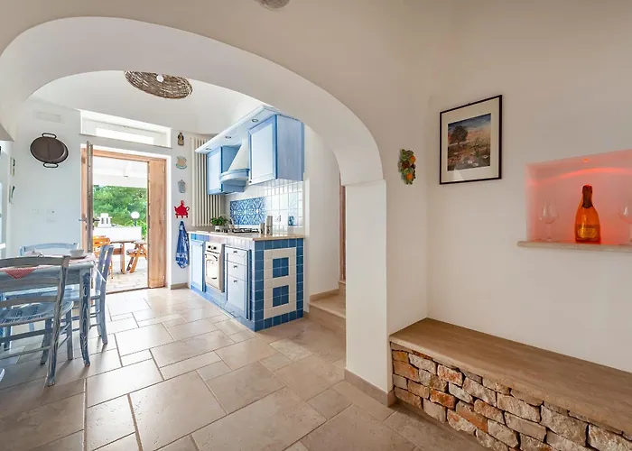 Fumarola オストゥーニ