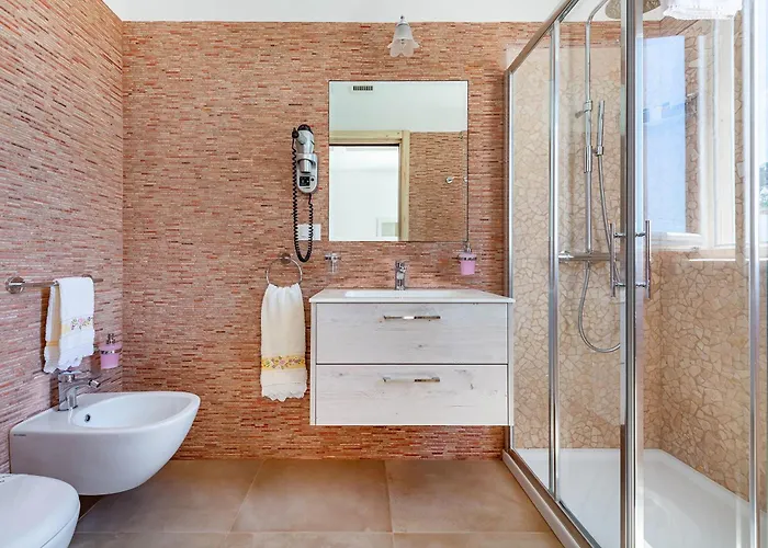 Fumarola 4* オストゥーニ