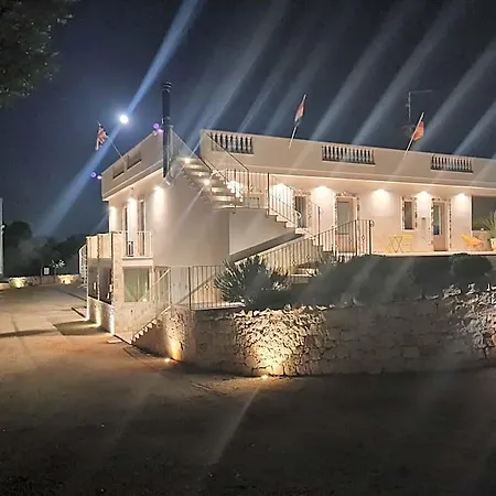 Bed & Breakfast Fumarola 4*