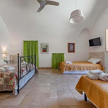 Fumarola Bed & Breakfast 4*