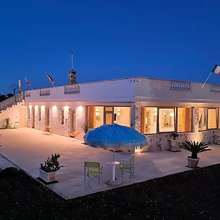 Bed & Breakfast Fumarola 4*